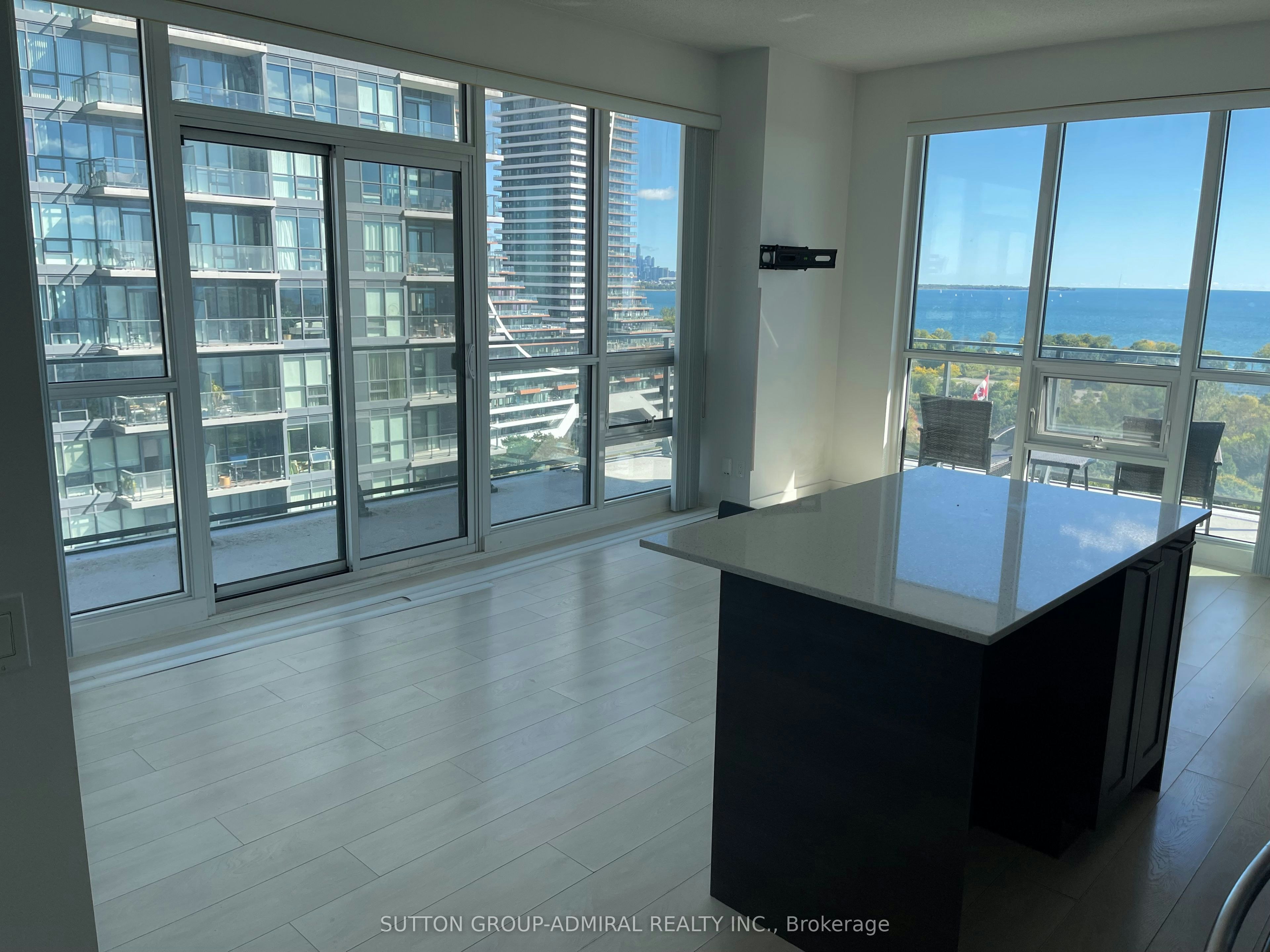 1801-2212 Lake Shore Boulevard W, Toronto, ON, M8V 0C2
