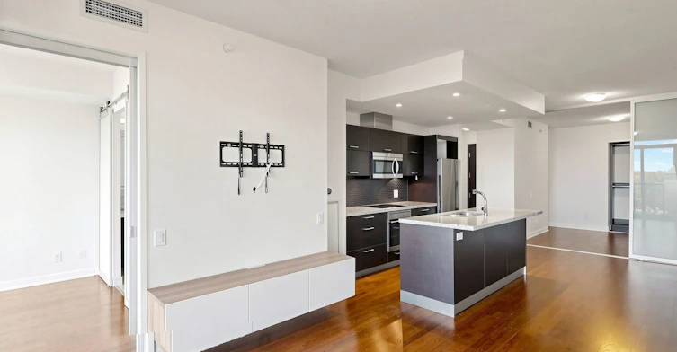 1712-88 Park Lawn Road, Toronto, ON, M8Y 0B5 - 7