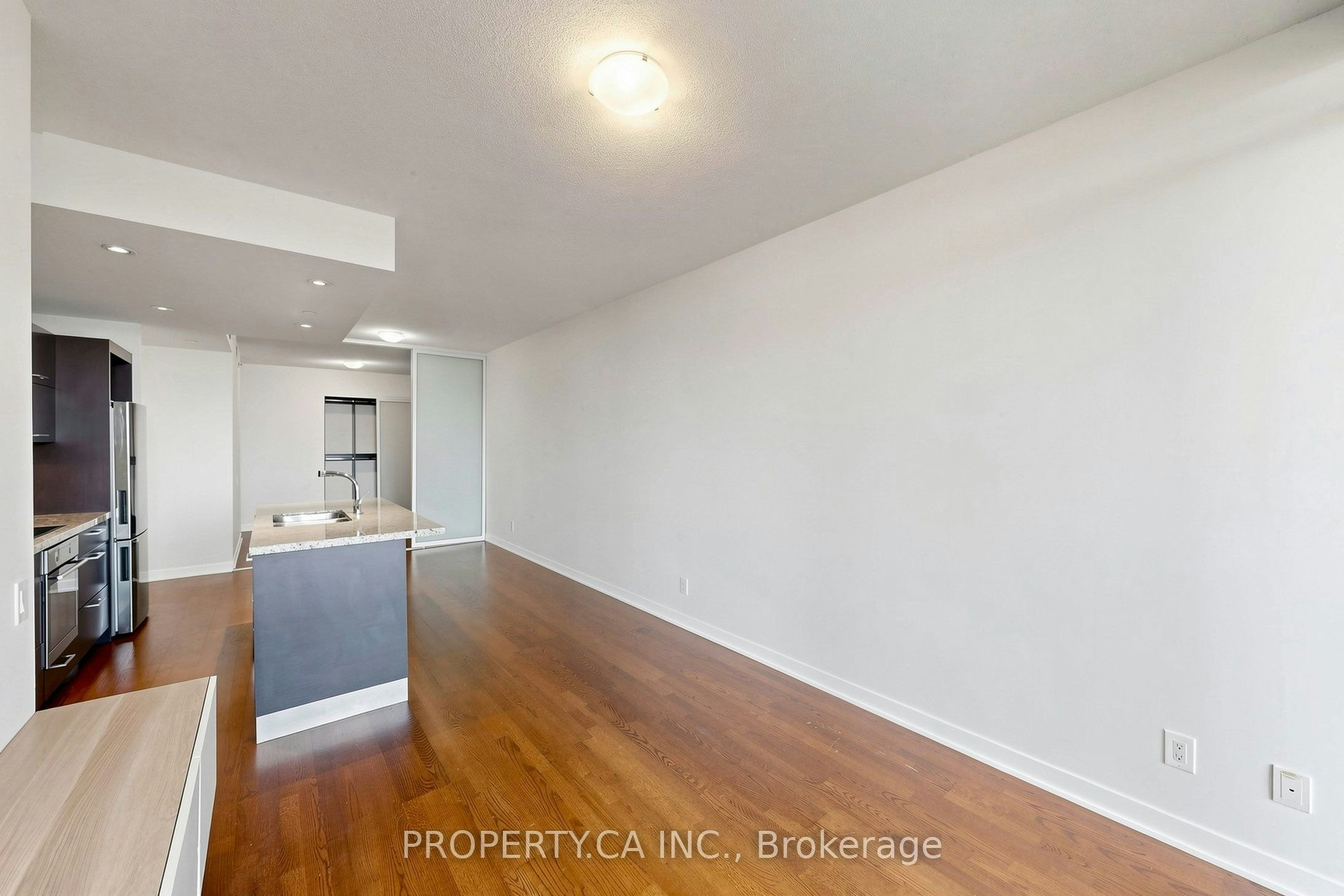 1712-88 Park Lawn Road, Toronto, ON, M8Y 0B5 - 5