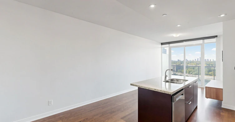 1712-88 Park Lawn Road, Toronto, ON, M8Y 0B5 - 2