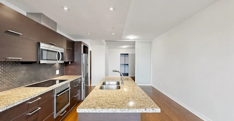 1712-88 Park Lawn Road, Toronto, ON, M8Y 0B5 - 9