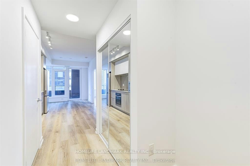 395 Square One Drive, Mississauga, ON, L5B 0P6 - 5