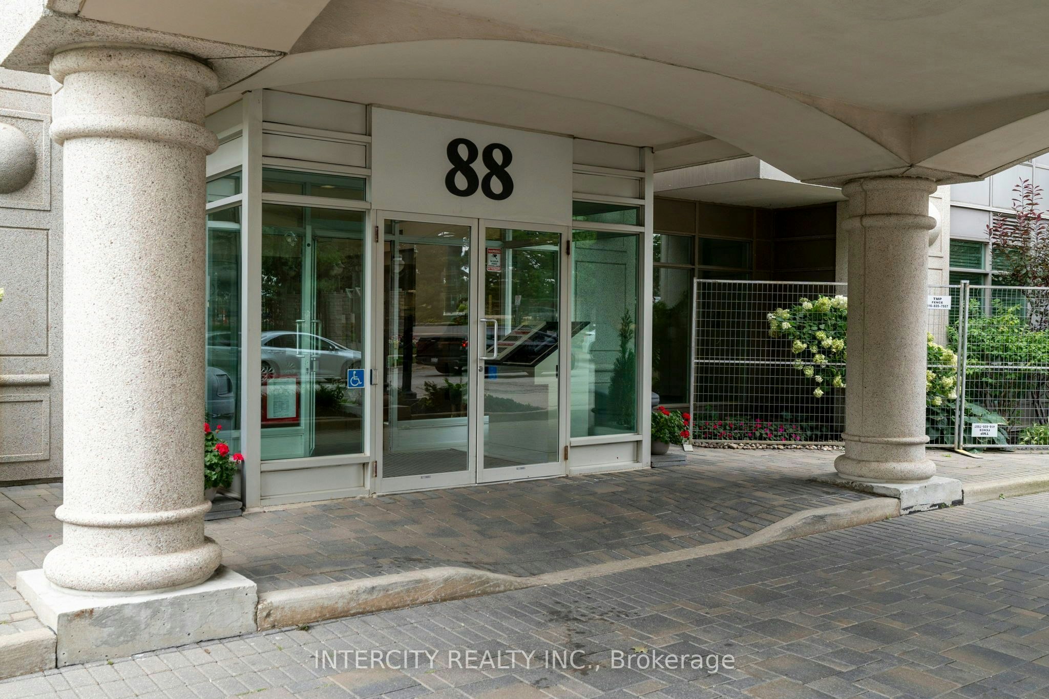 907-88 Palace Pier Court, Toronto, ON, M8V 4C2 - 3