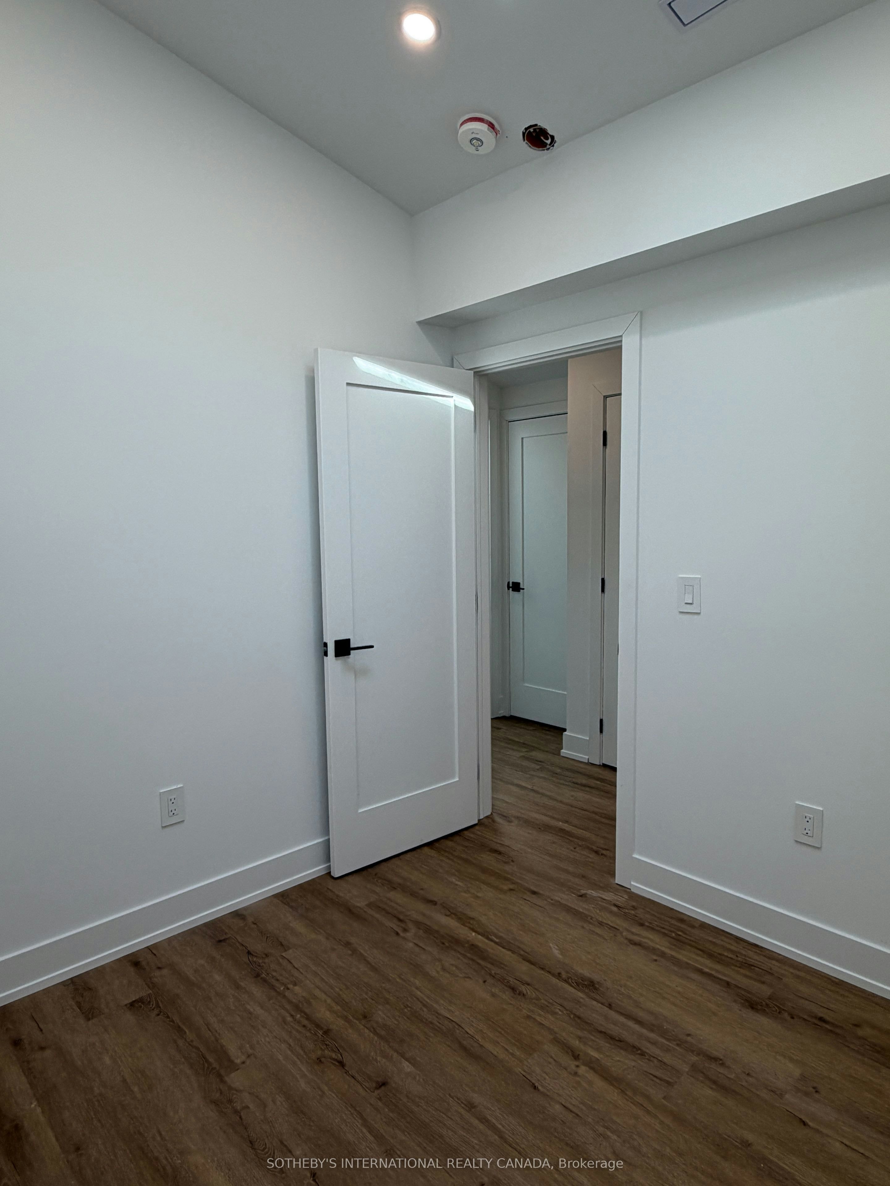 5-60 Cannon Road, Toronto, ON, M8Y 1S1 - 13