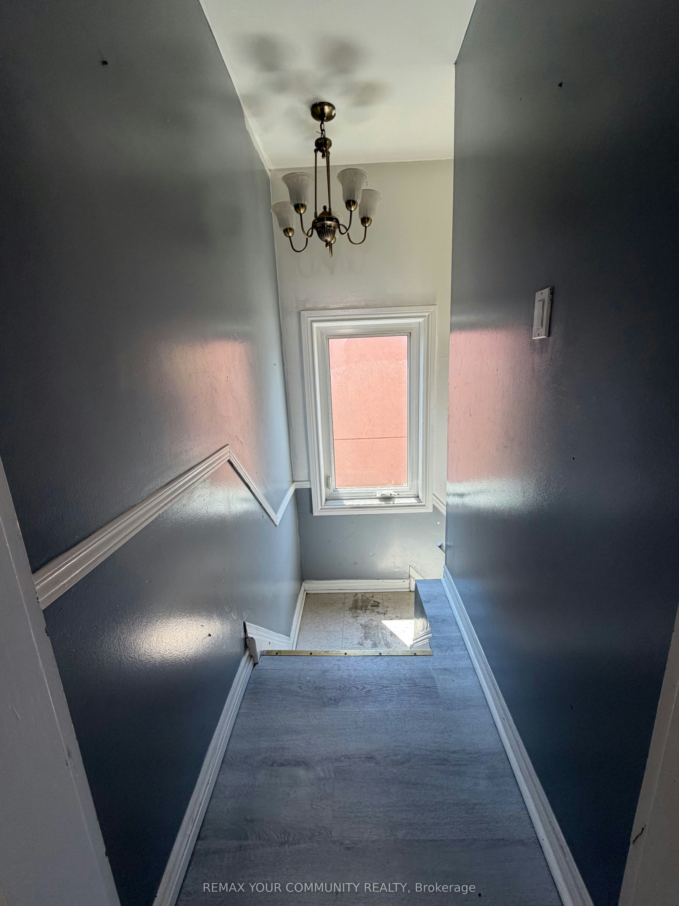 2nd Floor-129 Morrison Avenue, Toronto, ON, M6E 1M5 - 14