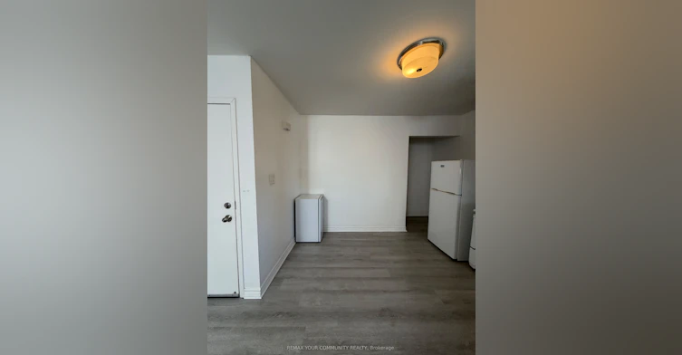2nd Floor-129 Morrison Avenue, Toronto, ON, M6E 1M5 - 2
