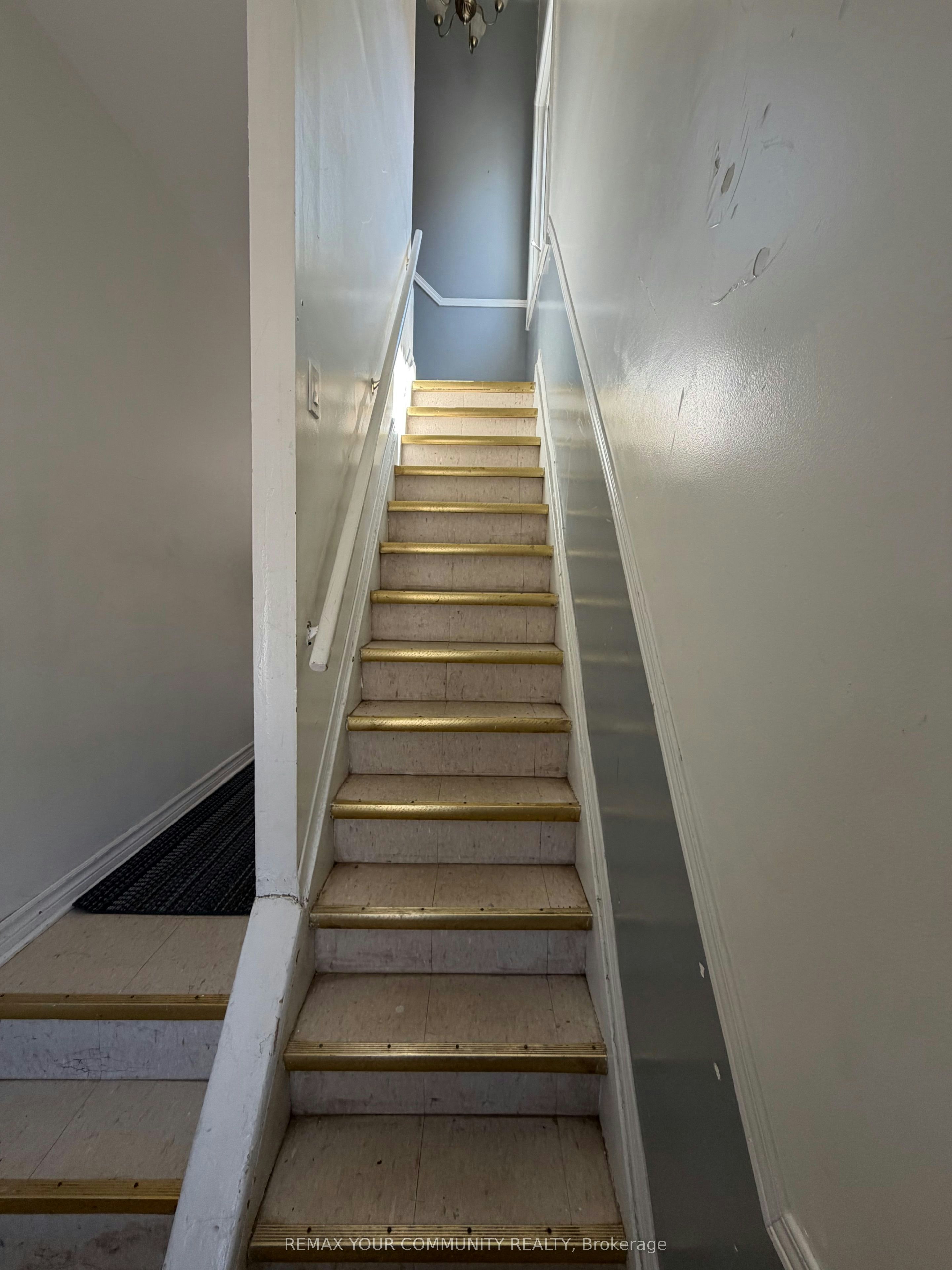 2nd Floor-129 Morrison Avenue, Toronto, ON, M6E 1M5 - 15