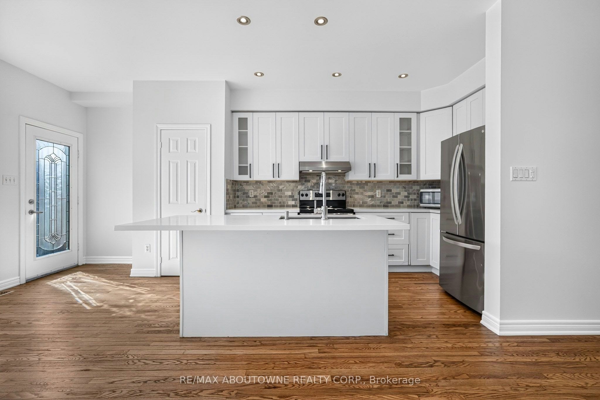 172 Roxton Road, Oakville, ON, L6H 6N1 - 11