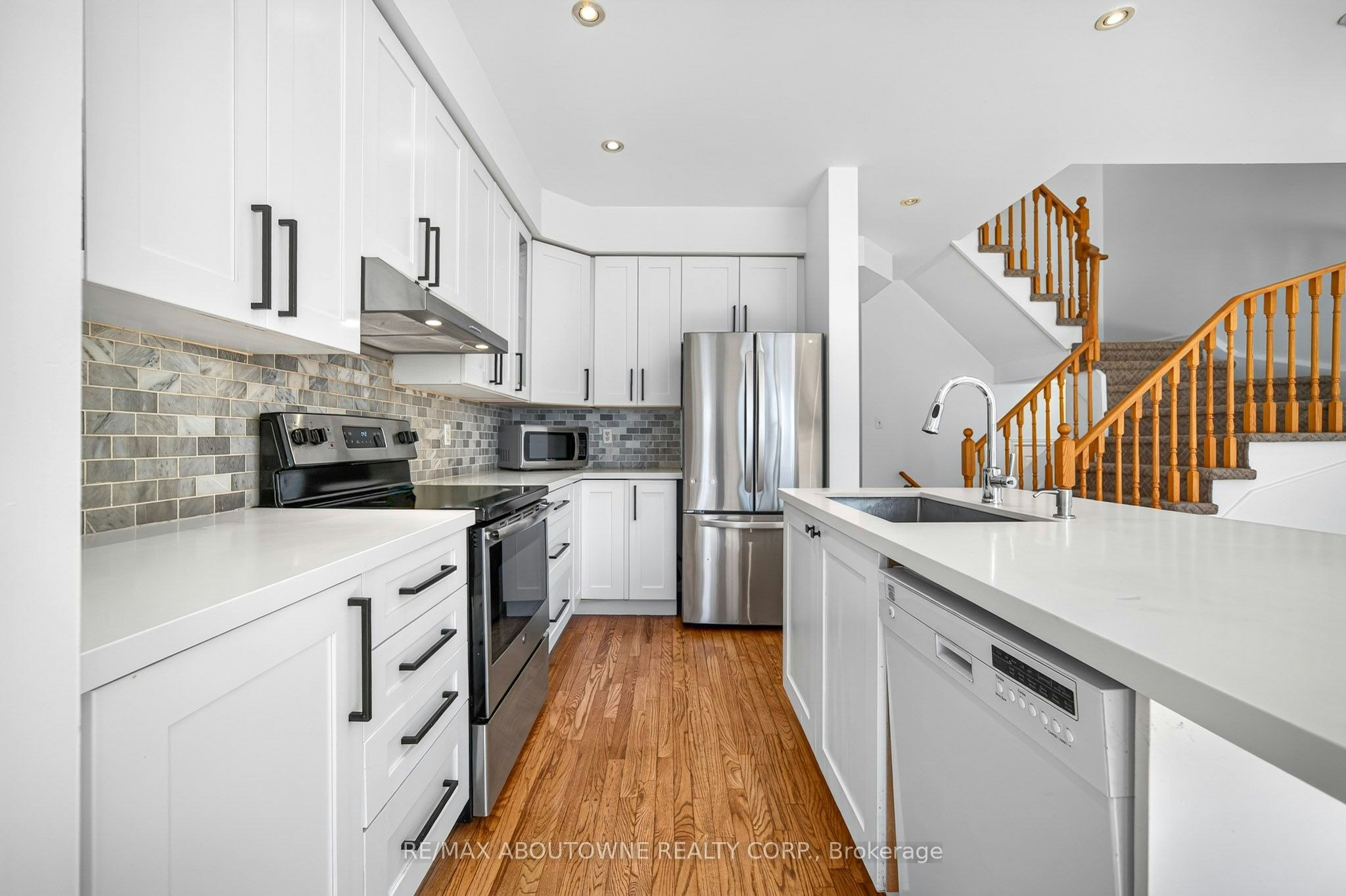 172 Roxton Road, Oakville, ON, L6H 6N1 - 13