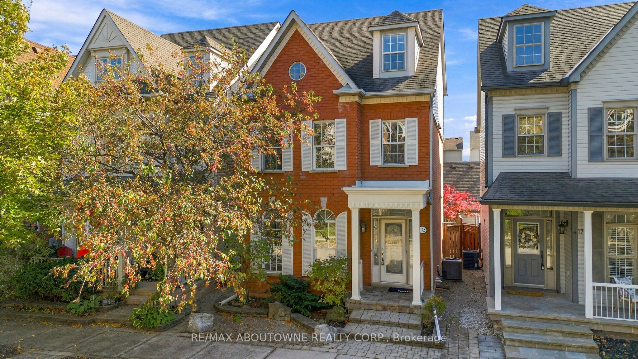 172 Roxton Road, Oakville, ON, L6H 6N1