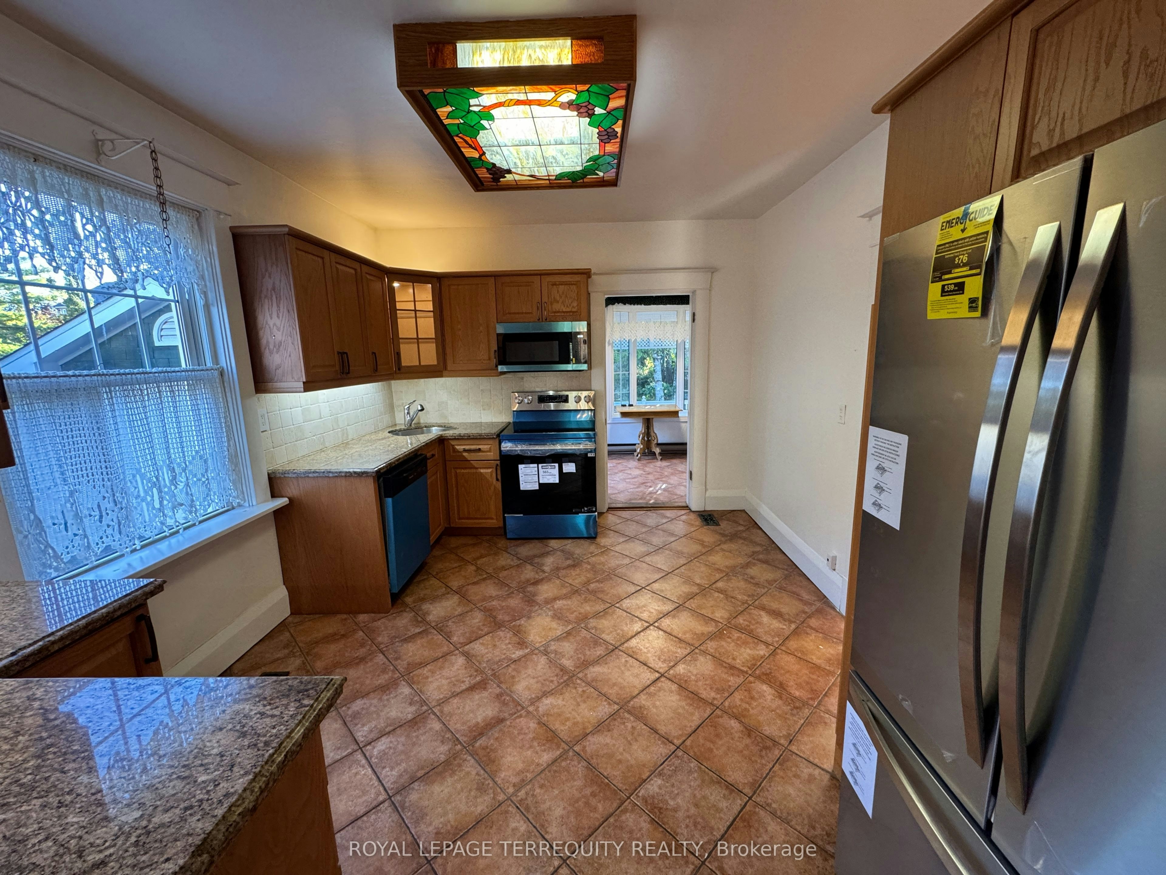 17 Mill Street N, Brampton, ON, L6X 1S5 - 8