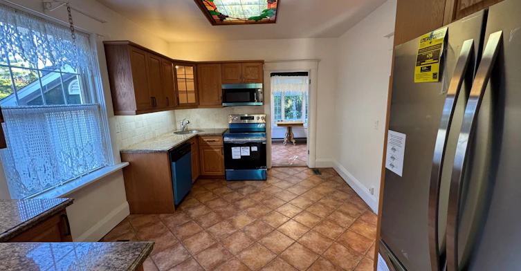 17 Mill Street N, Brampton, ON, L6X 1S5 - 8
