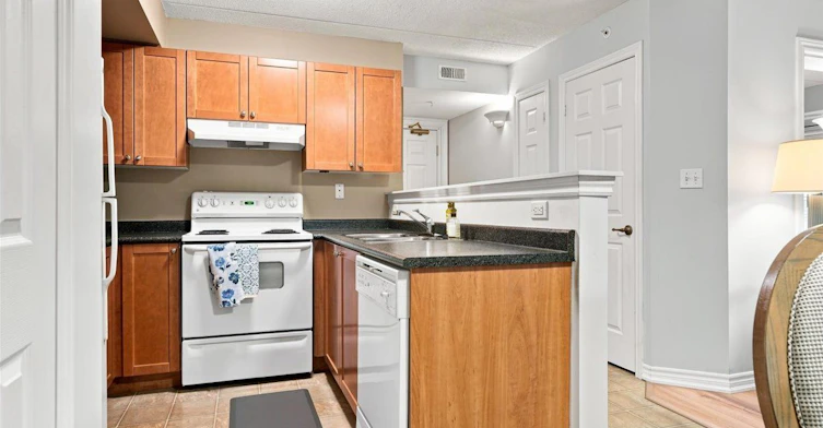 104-2035 Appleby Line, Burlington, ON, L7L 7G8 - 10