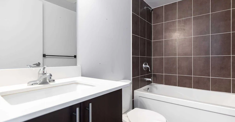 2202-1420 Dupont Street, Toronto, ON, M6H 4J8 - 10