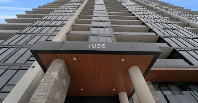 1402-1035 Southdown Road, Mississauga, ON, L5J 0A2 - 2