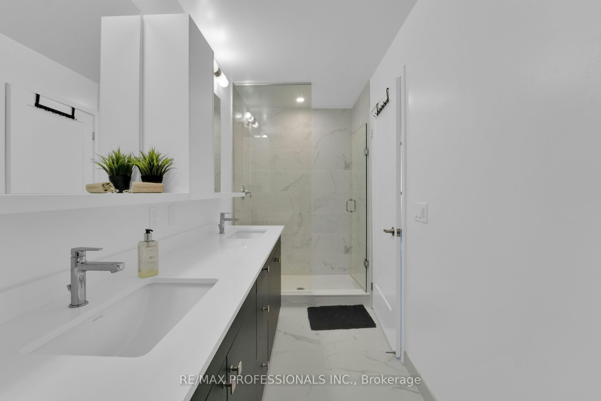 1402-1035 Southdown Road, Mississauga, ON, L5J 0A2 - 28
