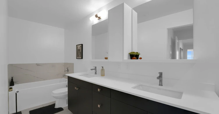 1402-1035 Southdown Road, Mississauga, ON, L5J 0A2 - 27