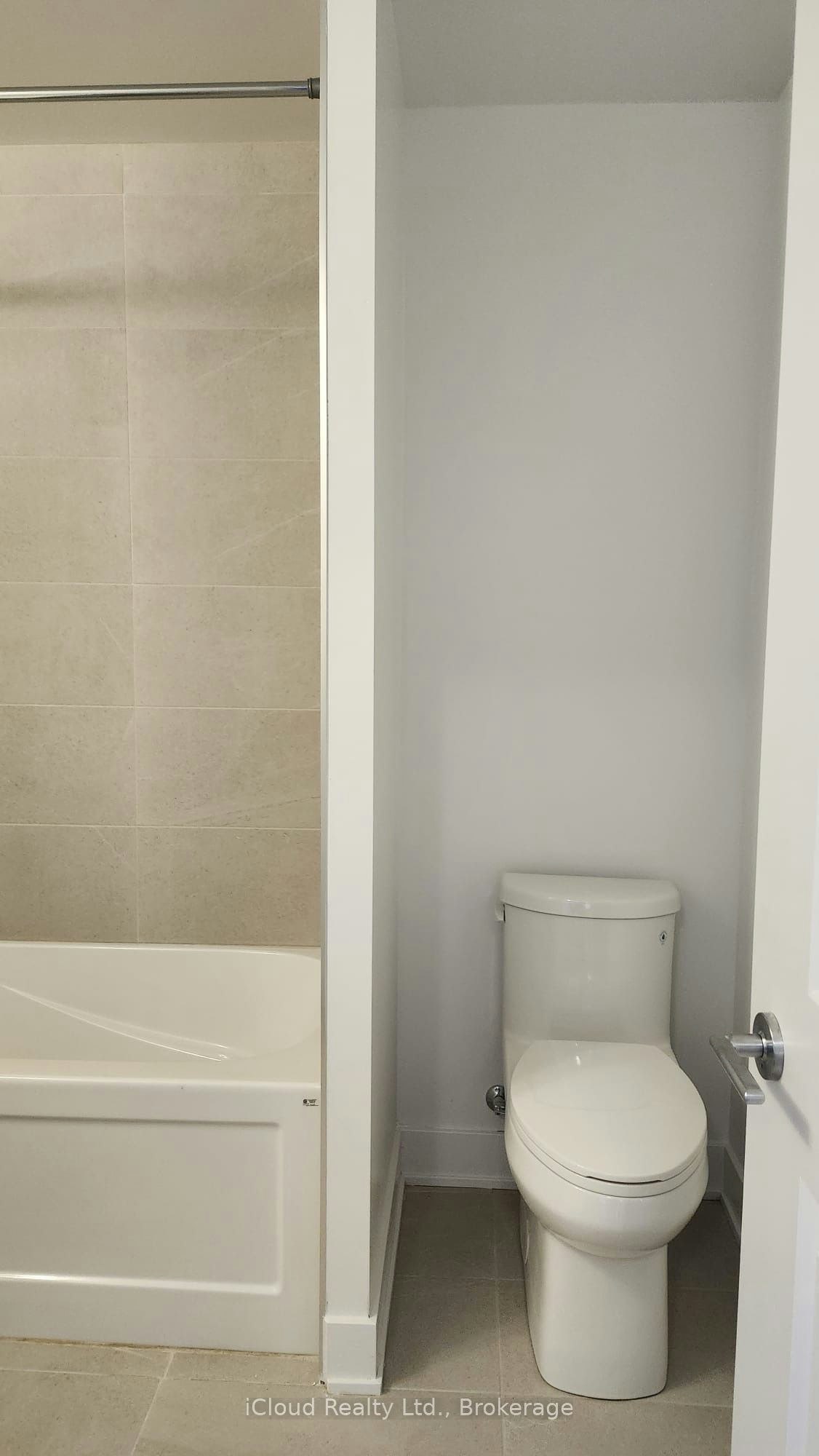 106 B-115 Nipissing Road, Milton, ON, L9T 1R3 - 4