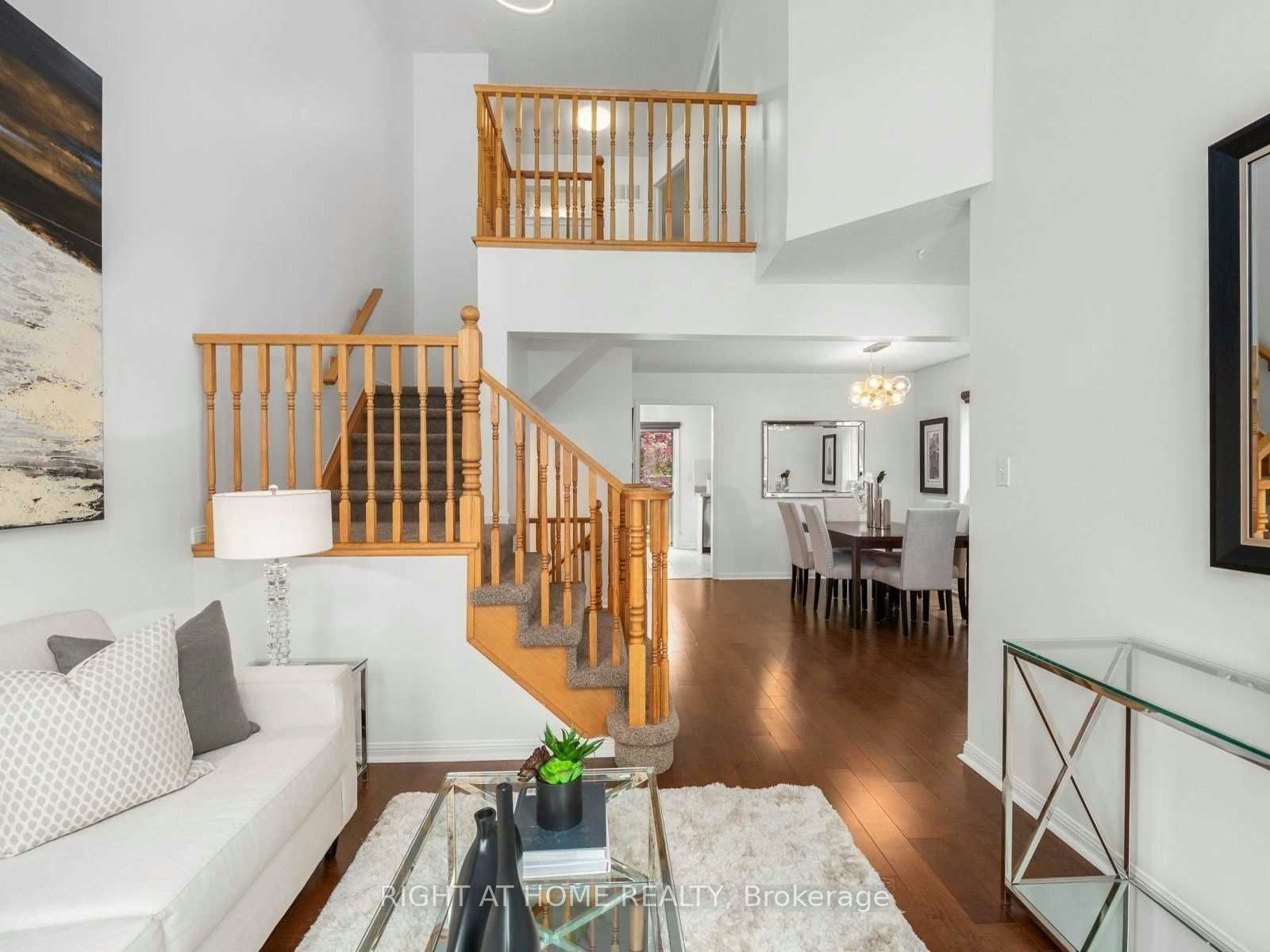 5555 Bridgeport Gate, Mississauga, ON, L5M 6N1 - 4