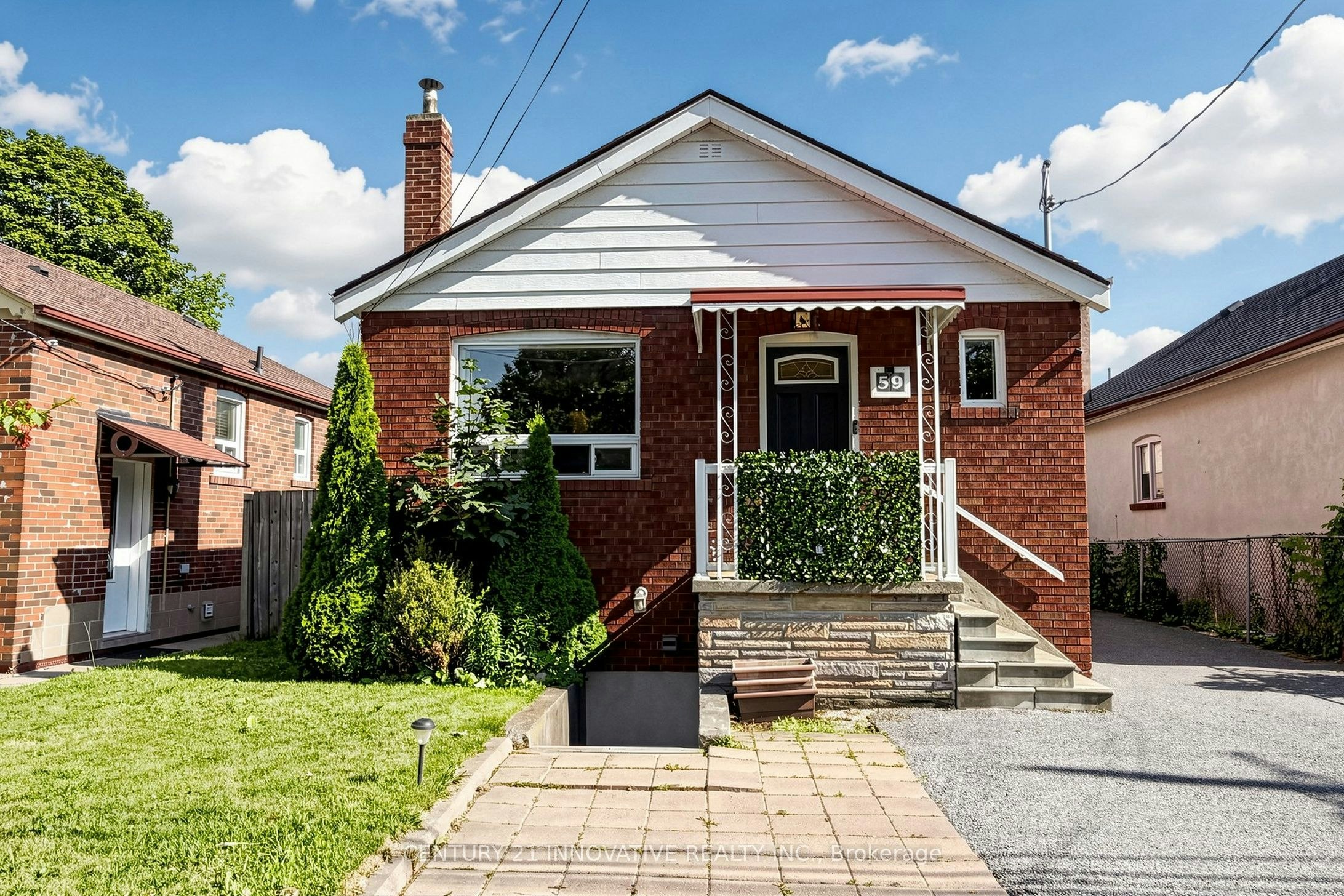 59 Manitoba Street, Toronto, ON, M8Y 1E1
