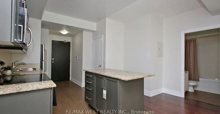 903-225 Webb Drive, Mississauga, ON, L5B 4P2 - 8