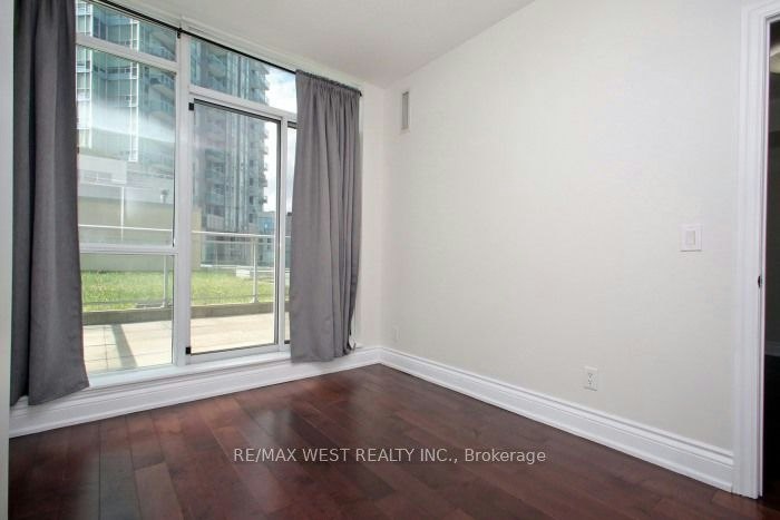 903-225 Webb Drive, Mississauga, ON, L5B 4P2 - 16