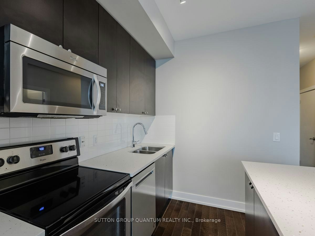 801-1638 Bloor Street W, Toronto, ON, M6P 0A6 - 4