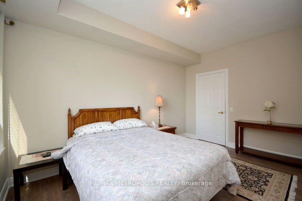 2612-25 Kingsbridge Garden Circle, Mississauga, ON, L5R 4B1 - 15