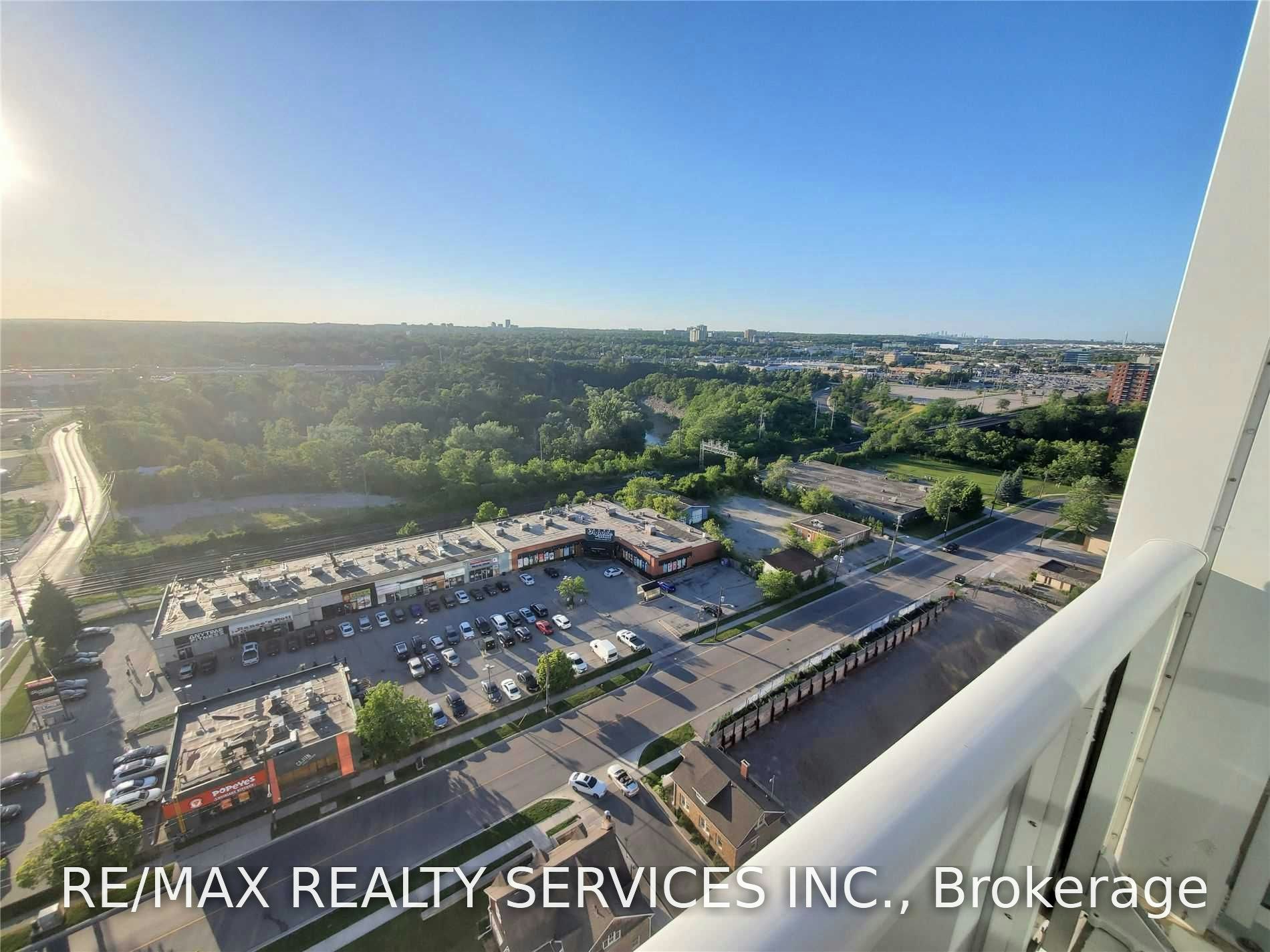 1701-65 Speers Road, Oakville, ON, L6K 3V5 - 2