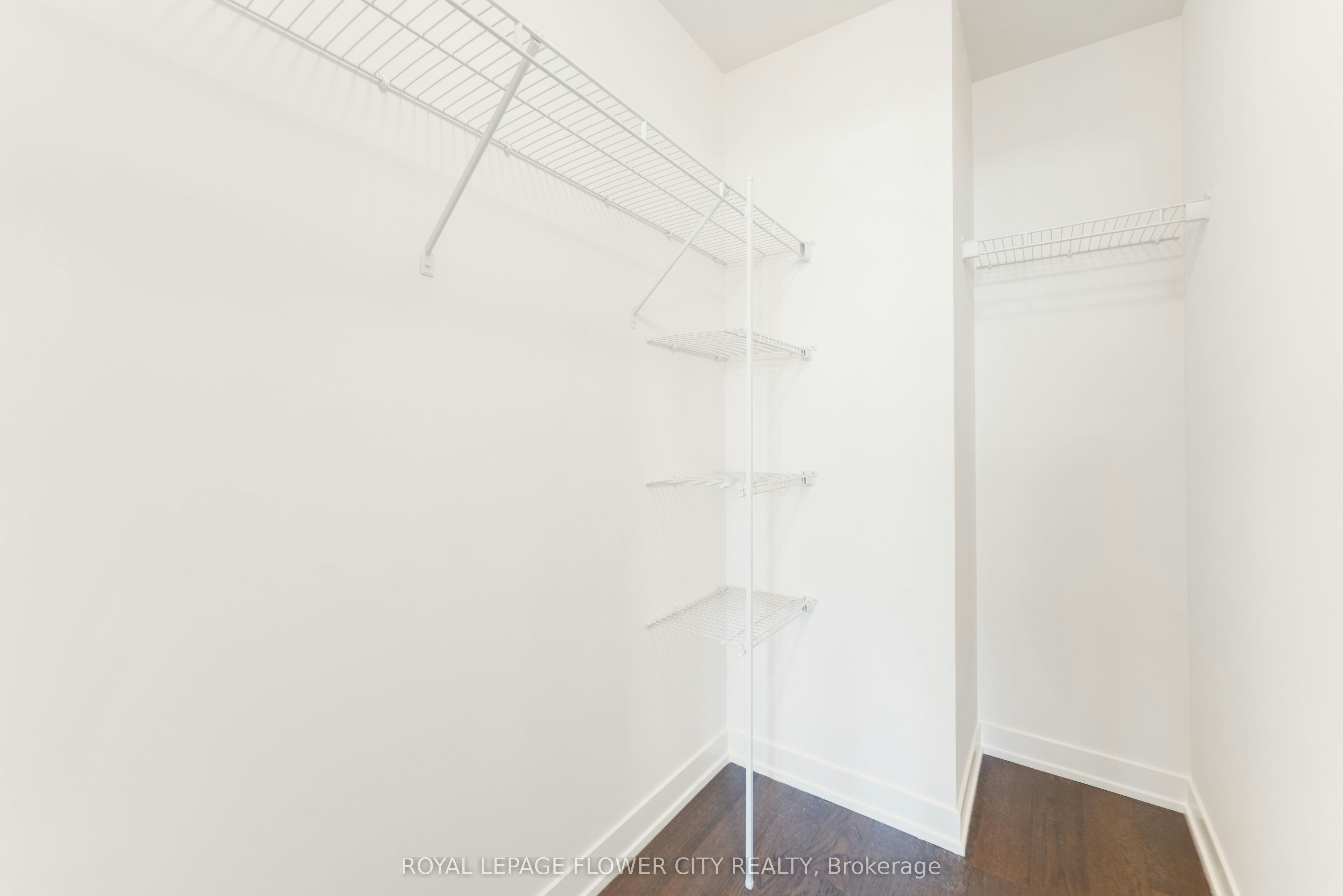 PH404-38 Annie Craig Drive, Toronto, ON, M8V 0G9 - 23