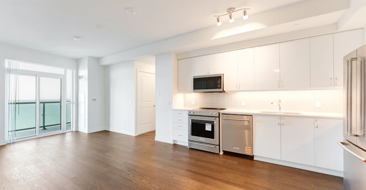 PH404-38 Annie Craig Drive, Toronto, ON, M8V 0G9 - 13
