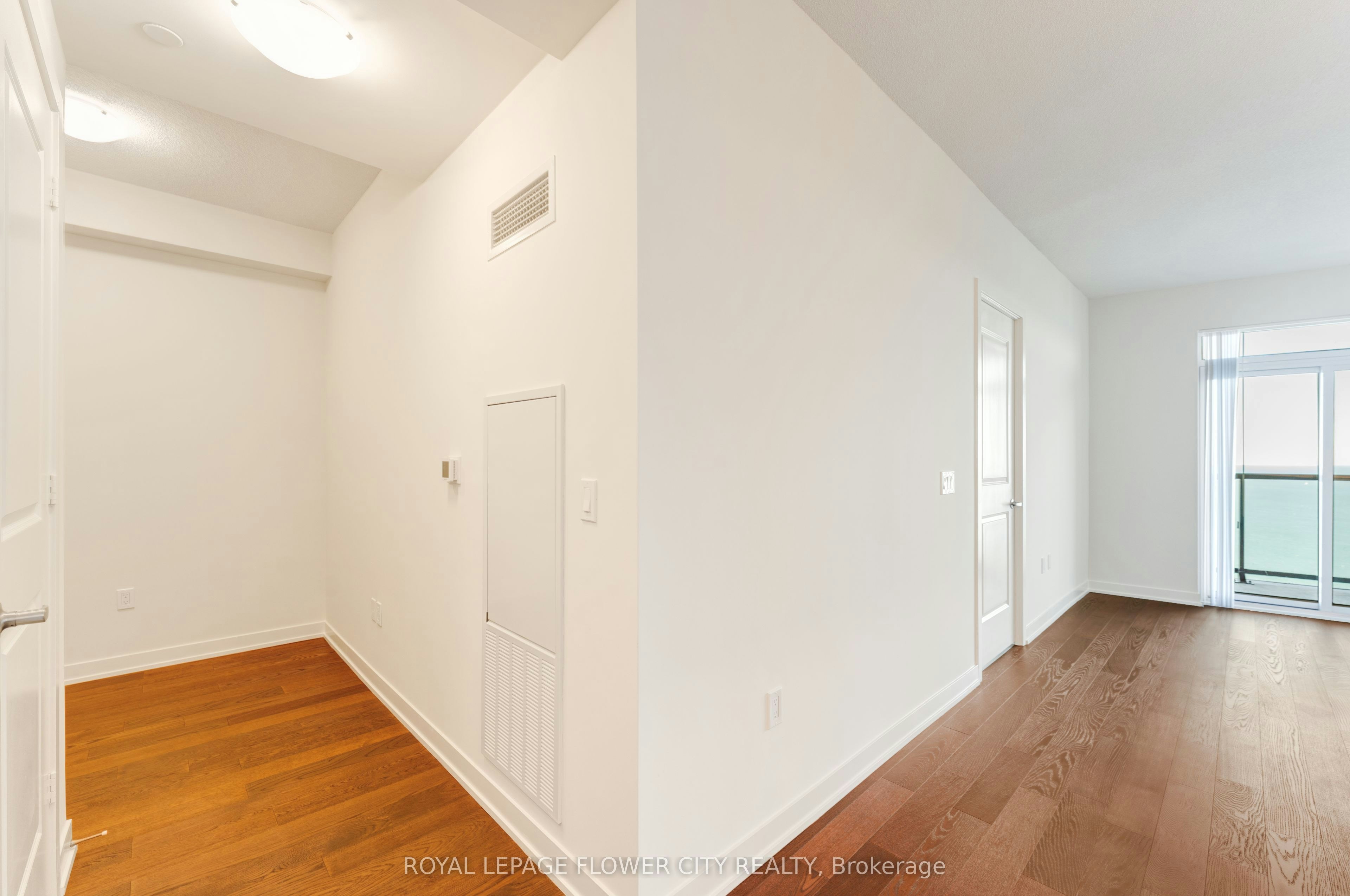 PH404-38 Annie Craig Drive, Toronto, ON, M8V 0G9 - 18