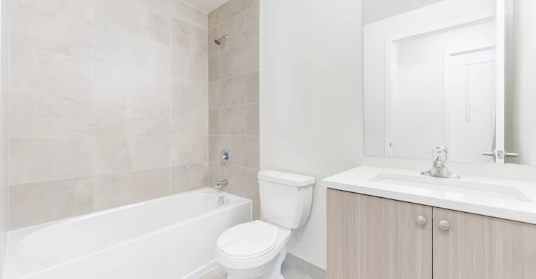 PH404-38 Annie Craig Drive, Toronto, ON, M8V 0G9 - 24
