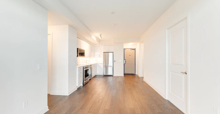 PH404-38 Annie Craig Drive, Toronto, ON, M8V 0G9 - 12