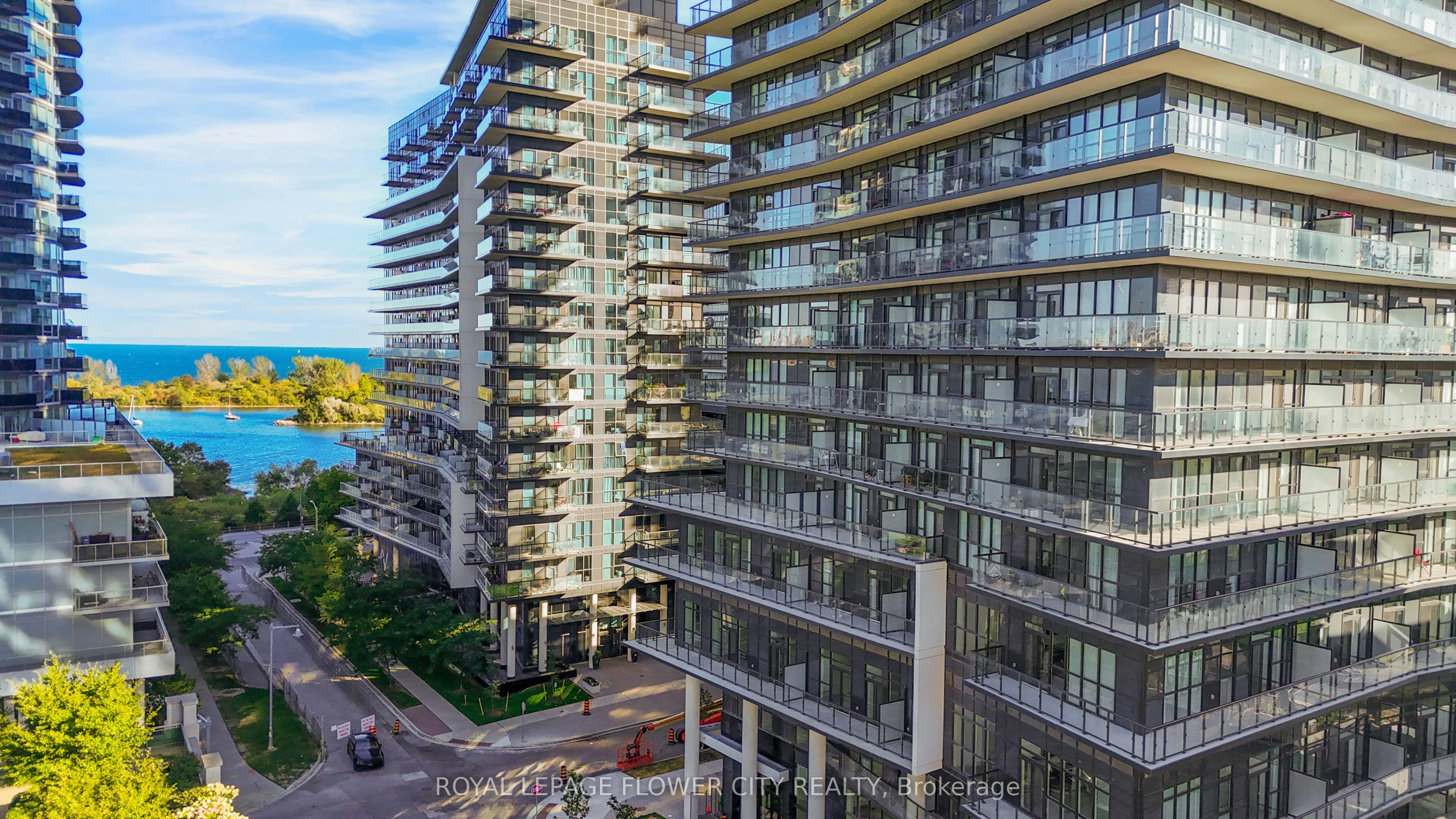 PH404-38 Annie Craig Drive, Toronto, ON, M8V 0G9 - 6