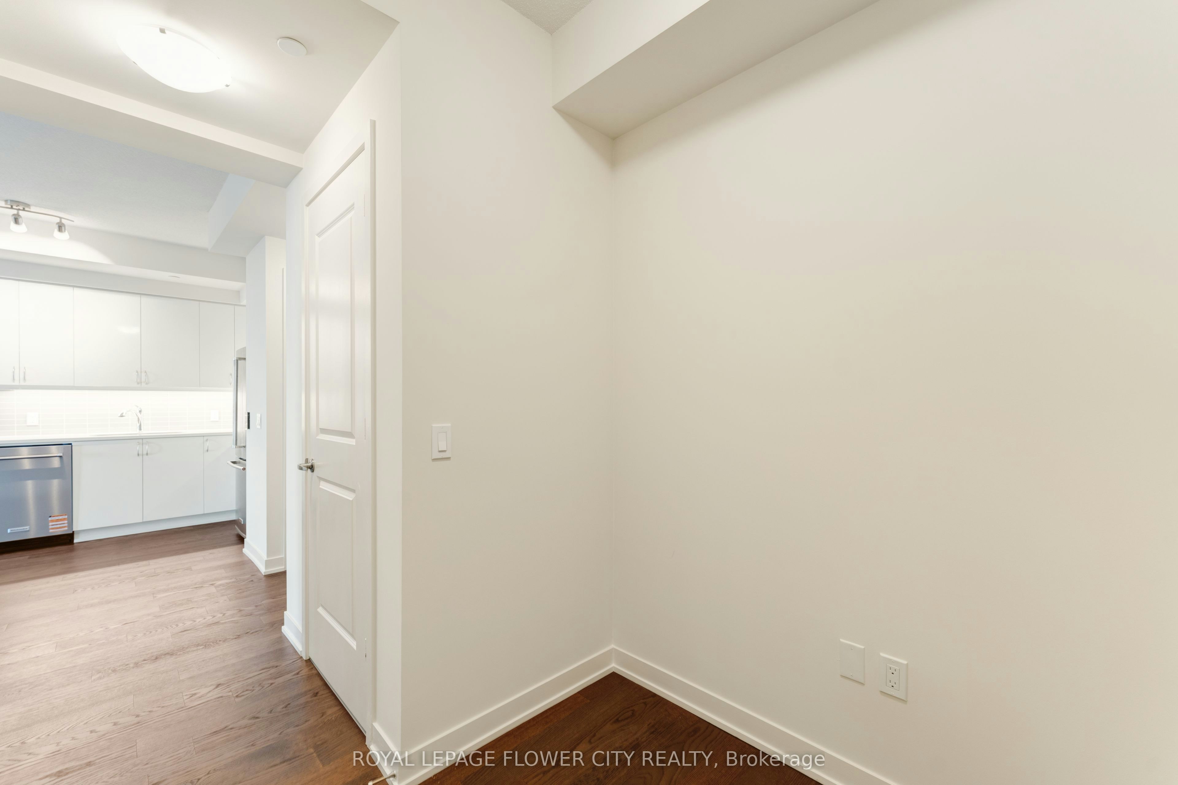 PH404-38 Annie Craig Drive, Toronto, ON, M8V 0G9 - 22