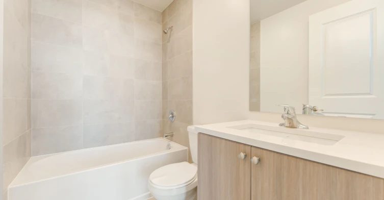PH404-38 Annie Craig Drive, Toronto, ON, M8V 0G9 - 27