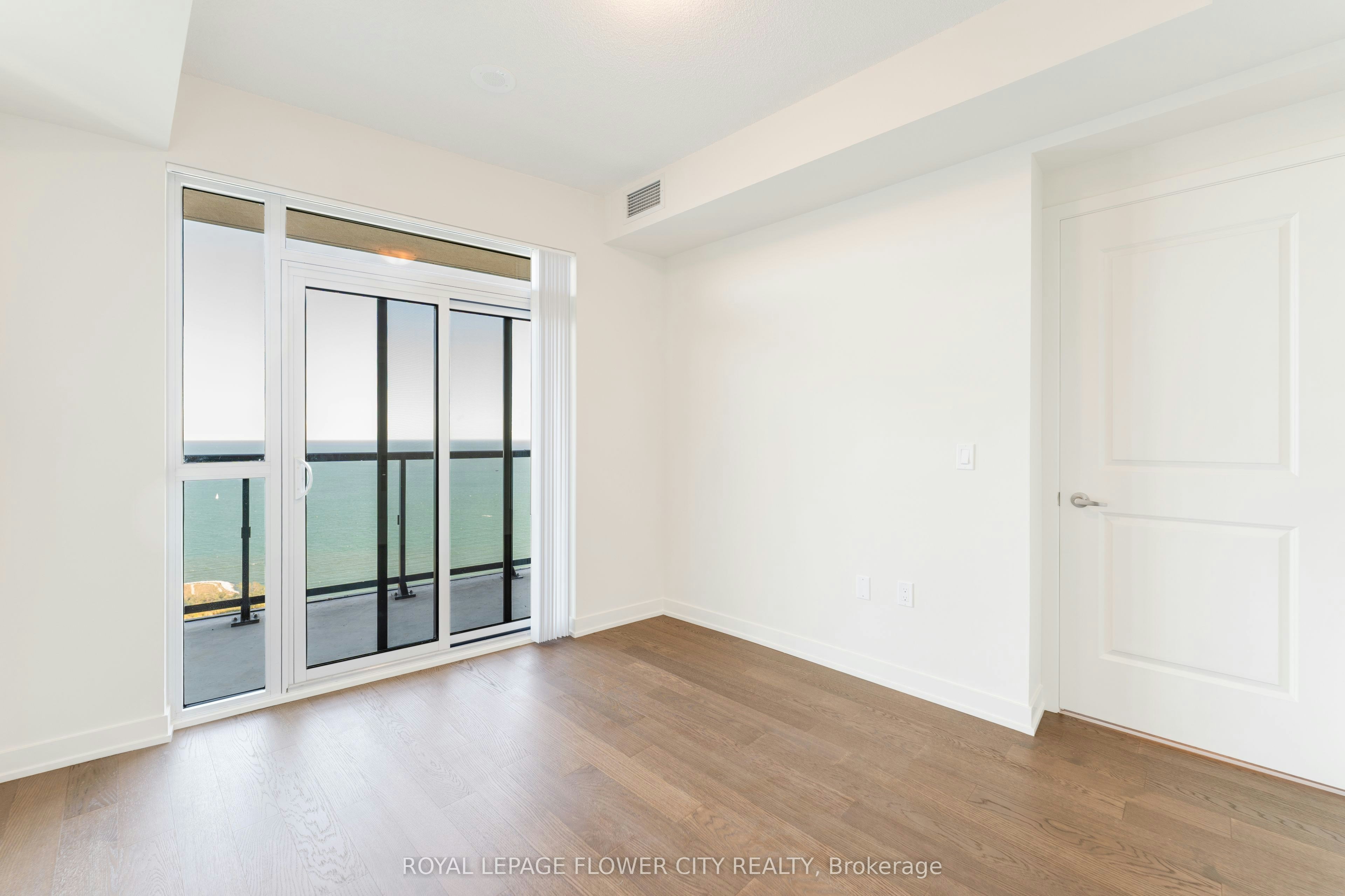 PH404-38 Annie Craig Drive, Toronto, ON, M8V 0G9 - 20