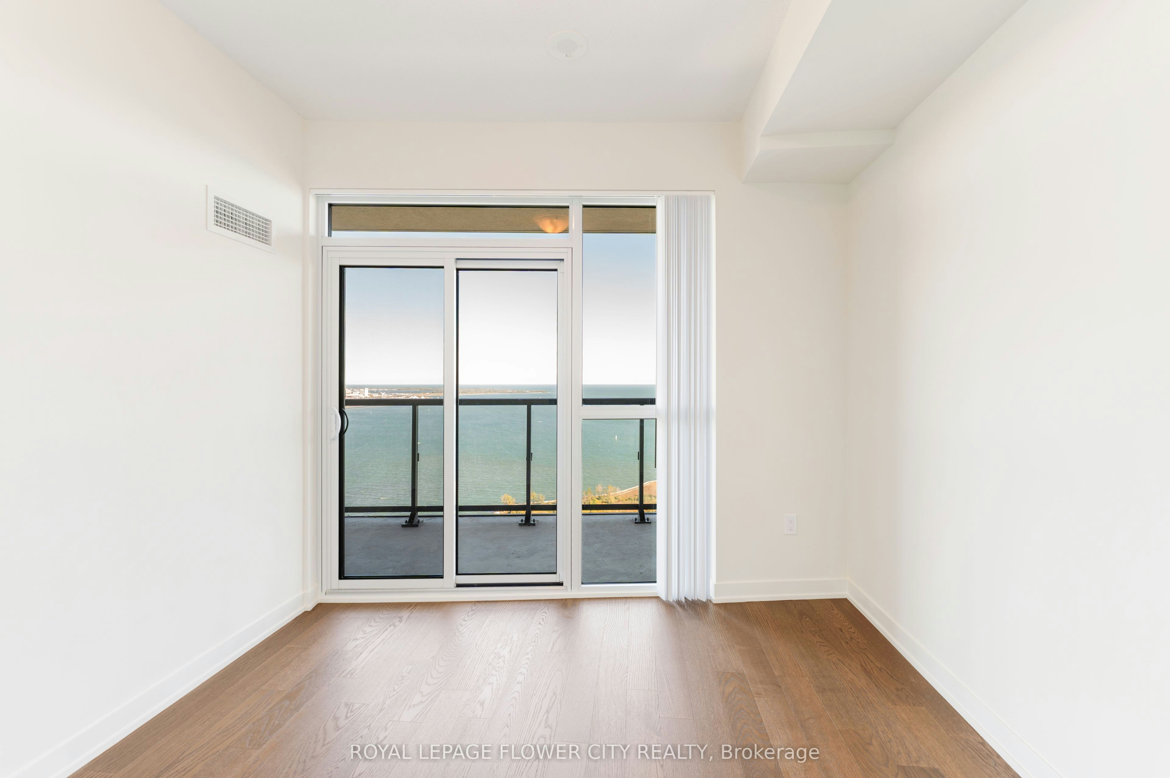 PH404-38 Annie Craig Drive, Toronto, ON, M8V 0G9 - 25