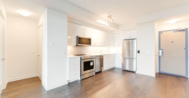 PH404-38 Annie Craig Drive, Toronto, ON, M8V 0G9 - 17