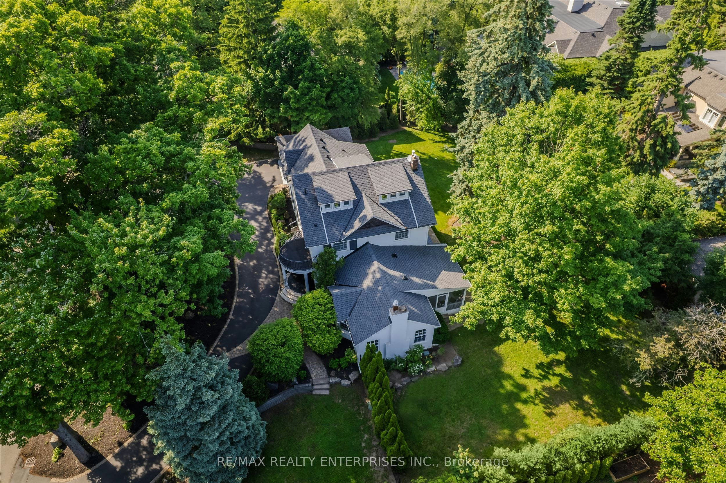 317 Gloucester Avenue, Oakville, ON, L6J 3W8