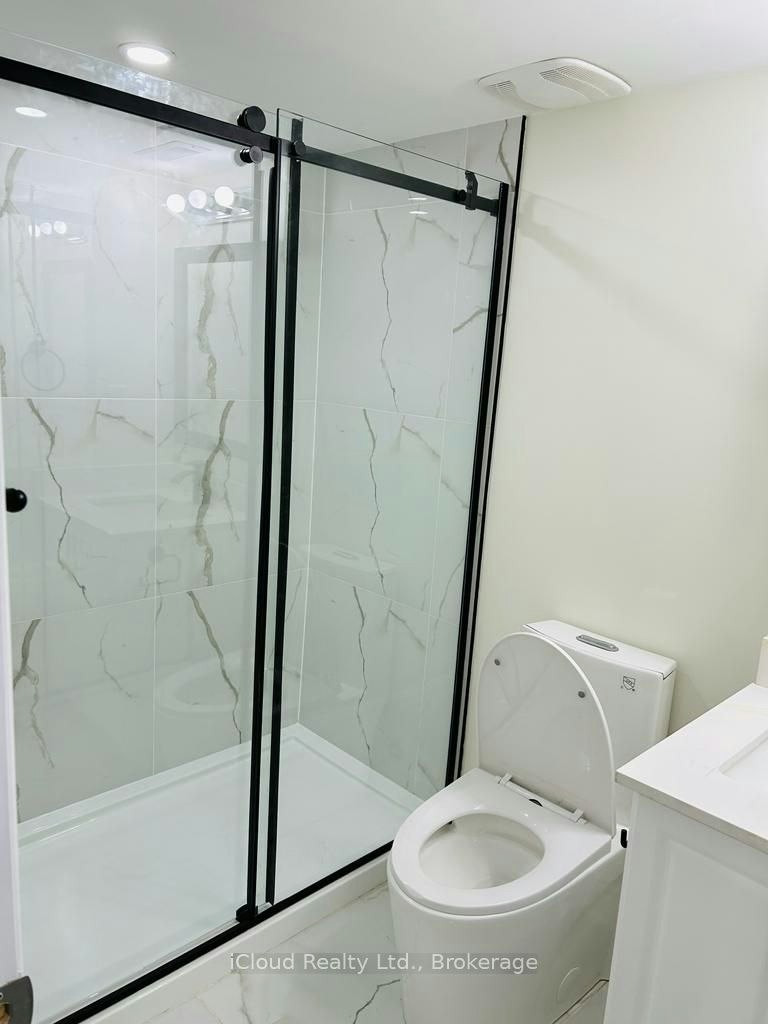BASEMENT UNIT-35 Brixham Lane, Brampton, ON, L7A 5K2 - 6