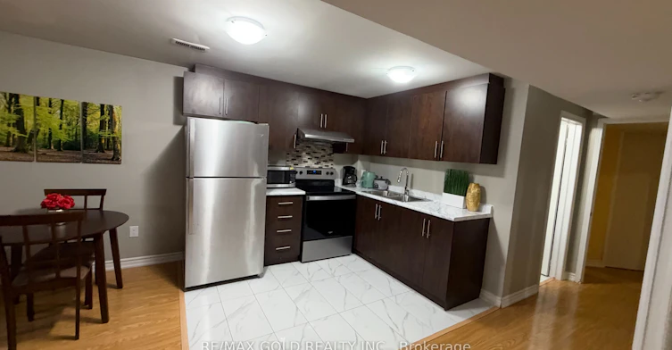 BSMT-3815 Althorpe Circle, Mississauga, ON, L5N 7G3 - 7