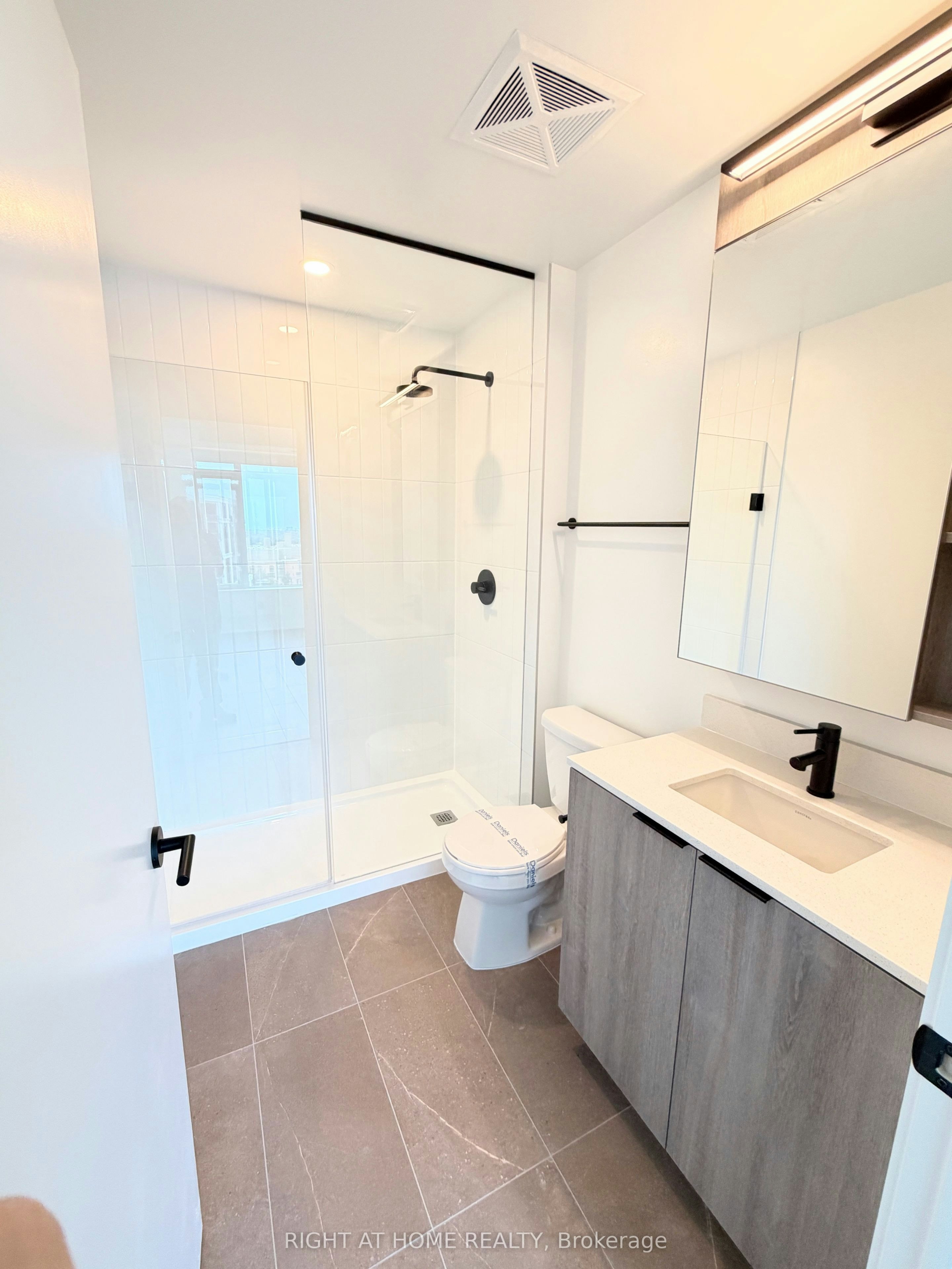 1011-2495 Eglinton Avenue W, Mississauga, ON, L5M 2T2 - 13