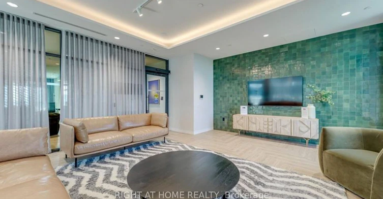 1011-2495 Eglinton Avenue W, Mississauga, ON, L5M 2T2 - 6