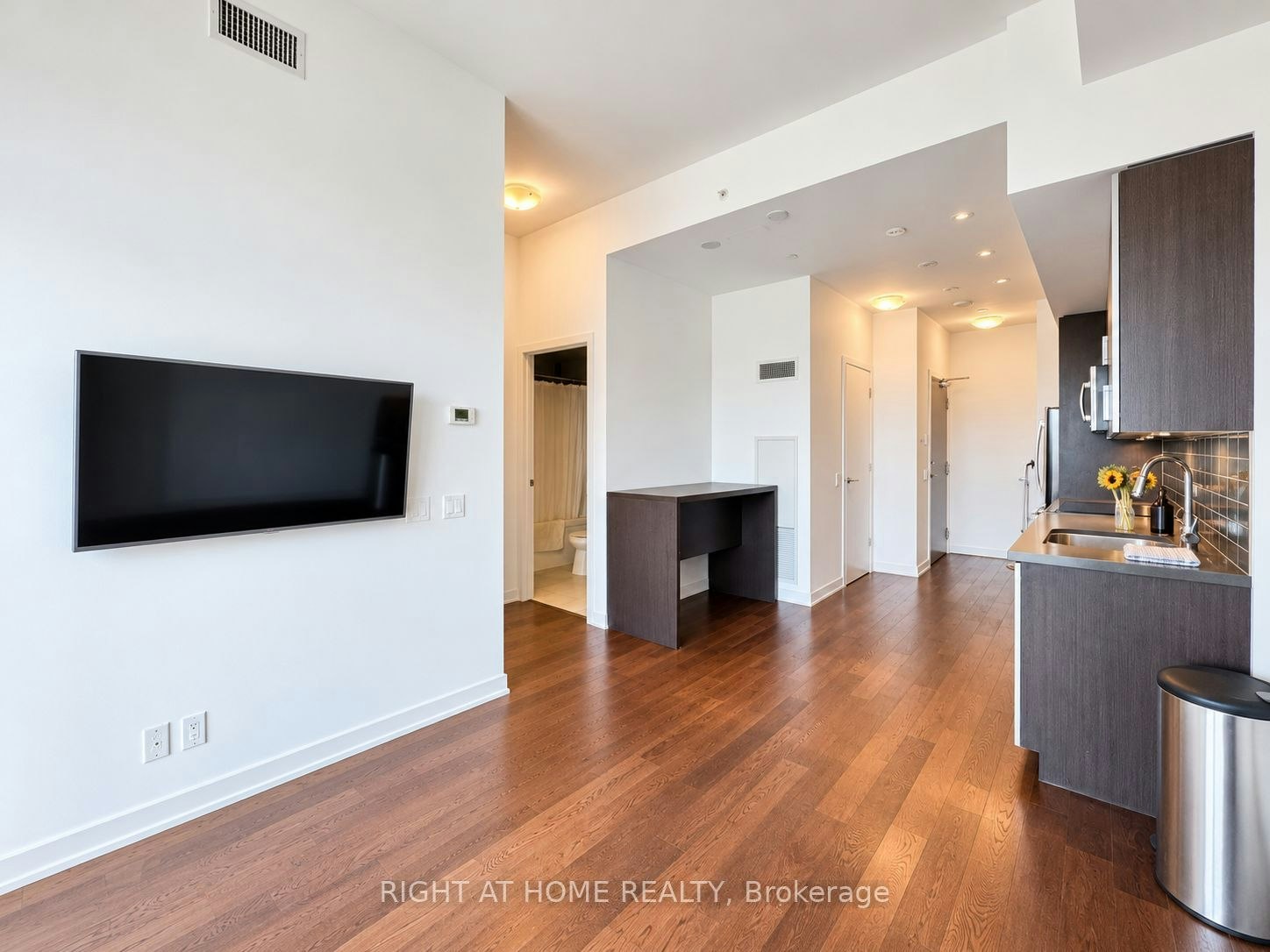 LPH06-2200 Lake Shore Boulevard W, Toronto, ON, M8V 1A4 - 3