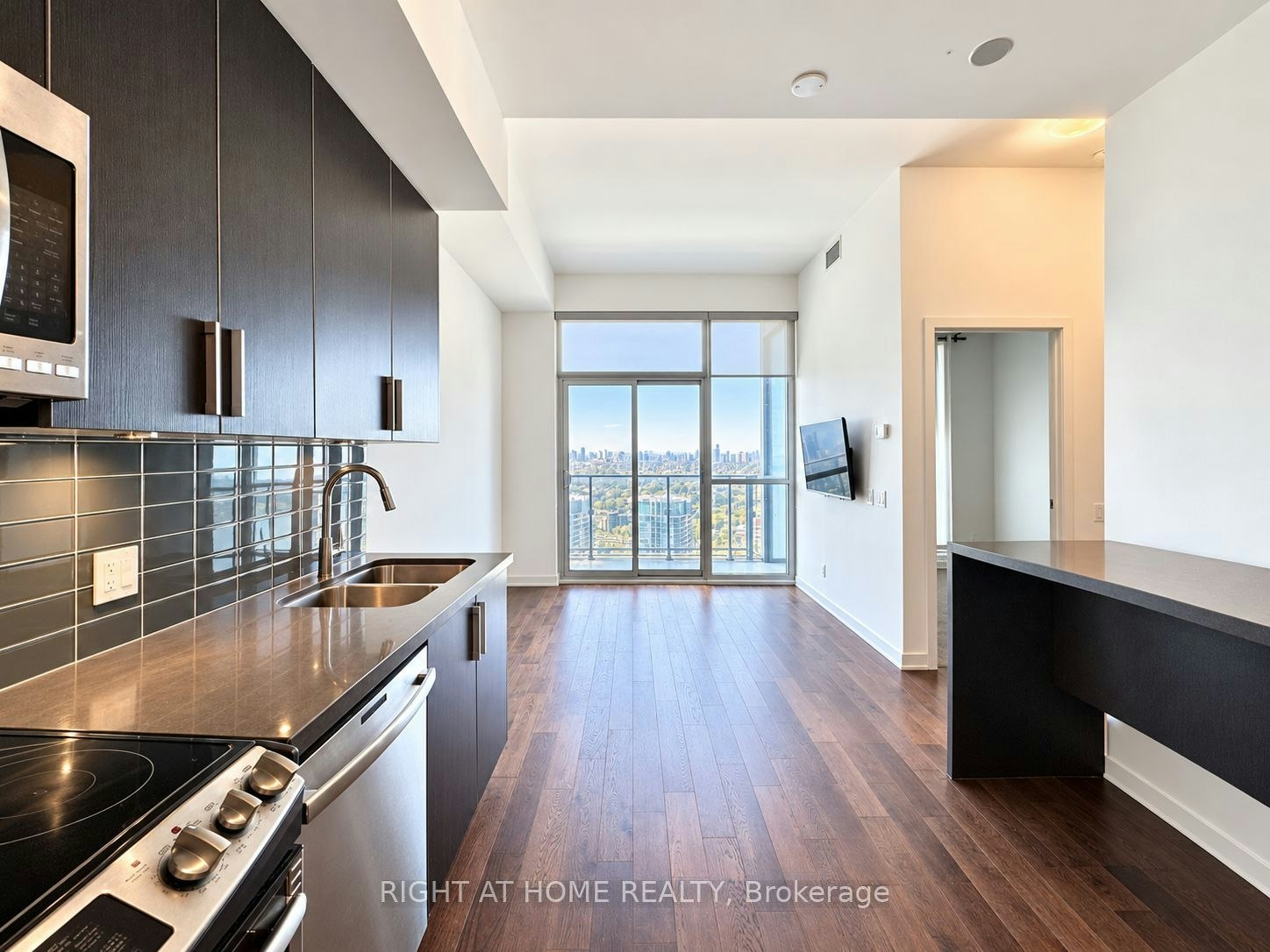 LPH06-2200 Lake Shore Boulevard W, Toronto, ON, M8V 1A4