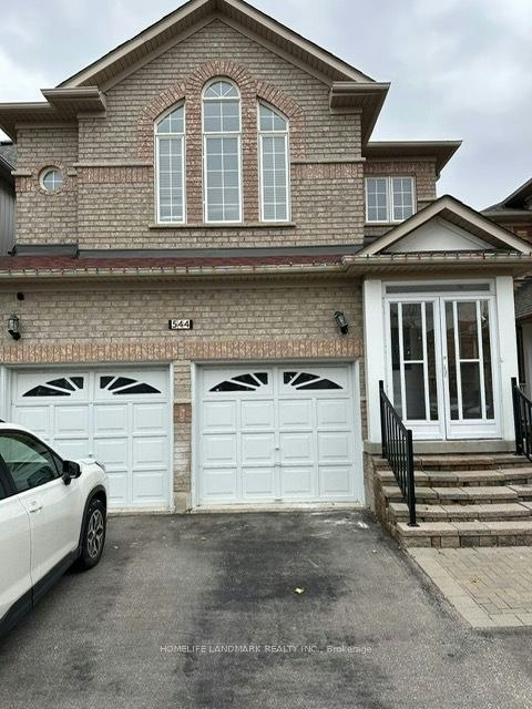 544 Matisse Place, Mississauga, ON, L5W 1M3 2