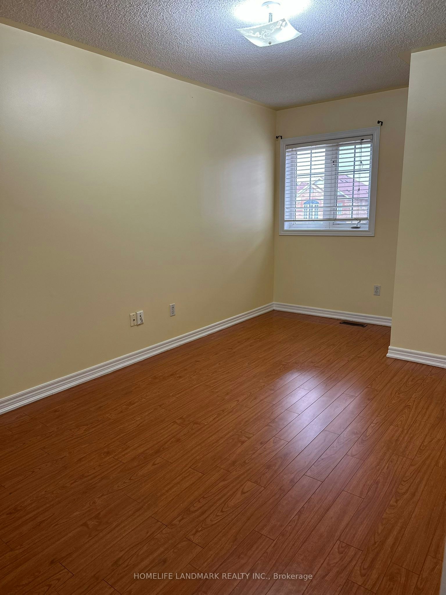 544 Matisse Place, Mississauga, ON, L5W 1M3 - 6