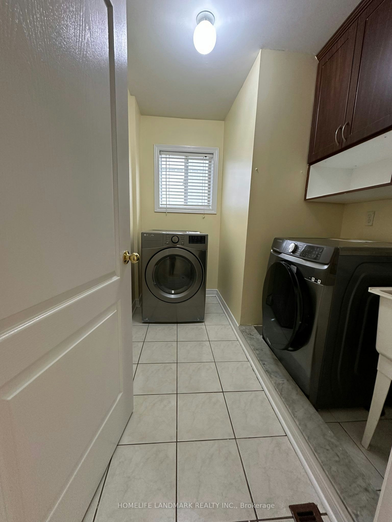 544 Matisse Place, Mississauga, ON, L5W 1M3 - 11
